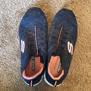 Memory foam sketchers